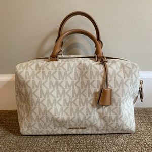 Michael Kors LIKE NEW- 'Grayson' satchel!